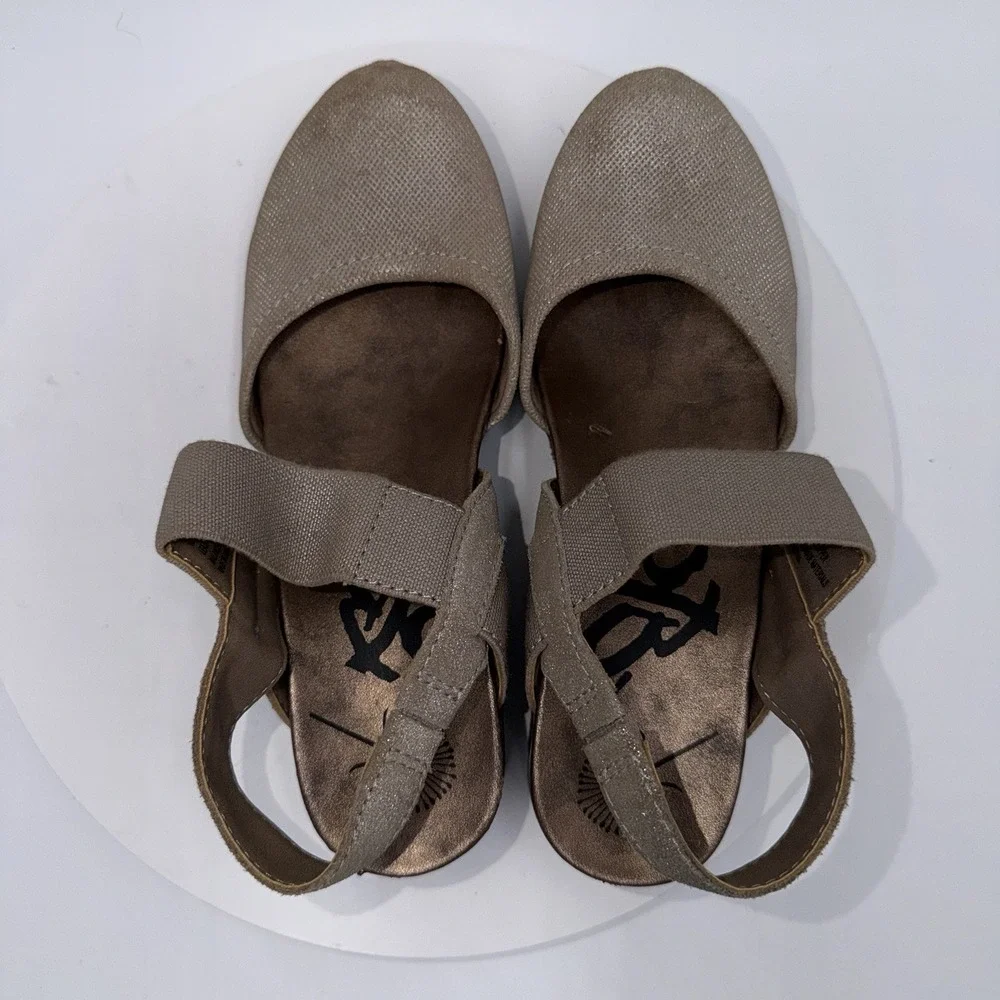 OTBT Roadie Pewter Leather Wedge Closed‎ Toe Mary Jane Women's Size 8.5